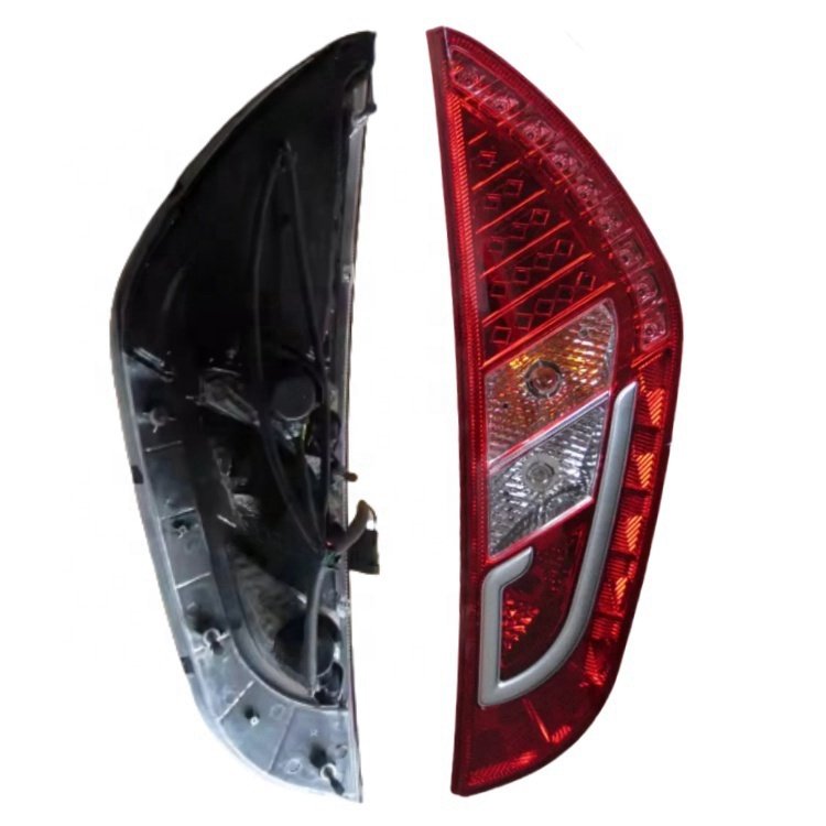 Zhongtong Bus LCK6125 LCK6120 HJ-B-2437-RH 12V/24V Tail Light Rear Lamp Bus Parts
